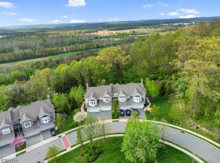 99 Indigo Rd, Hackettstown, NJ 07840