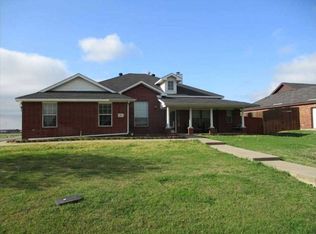 201 Southpeak Ln, Ponder, TX 76259