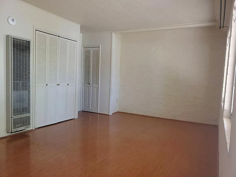 407 E Yaney St #E — Photo 3