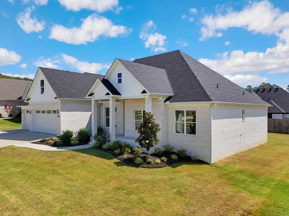1650 Dolphin Dr, Conway, AR 72034