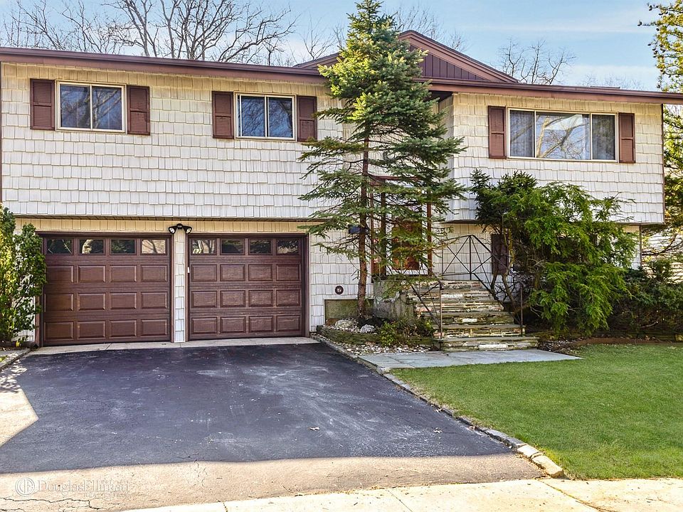 1st image of 82 Radcliff Ave
