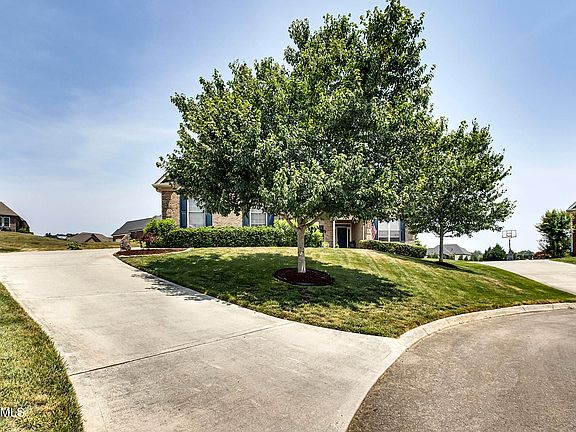 3rd image of 783 Flagstone Blvd