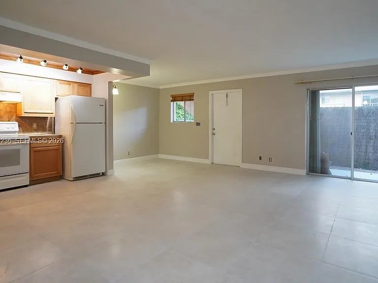 1815 Fairview Villas Dr #1 — Photo 6