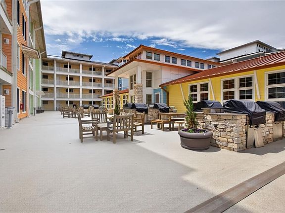 4th image of 3738 Sandpiper Rd APT 335B
