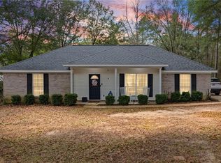 1251 Timber Creek Dr N, Axis, AL 36505