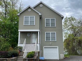 765 Hart St, Bridgeport, CT 06606