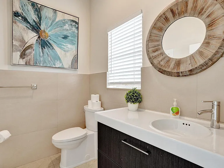 3043 Center Ave — Photo 40