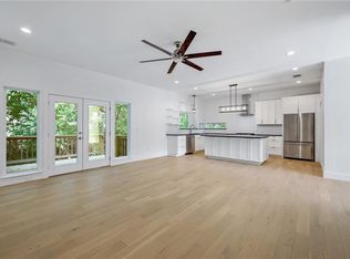 2004 Winsted Ln #B, Austin, TX 78703