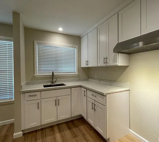 728 S 10th St #1 — Photo 1