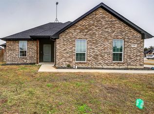 110 Vegas Trl, Palmer, TX 75152