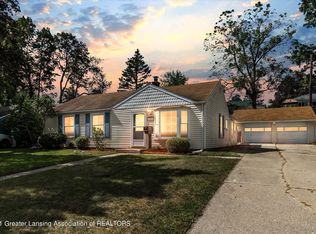 1021 Westfield Rd, Lansing, MI 48917