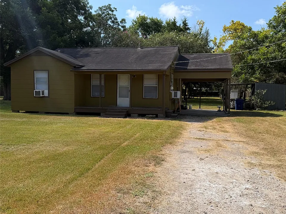 1216 Gifford Ln