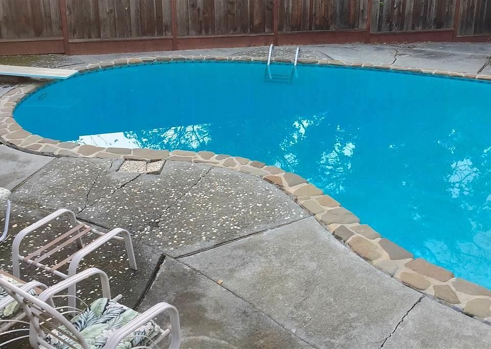 2nd image of 4418 Gem Ave
