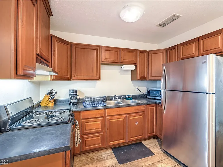 1553 Dorothy Ave #4 — Photo 7