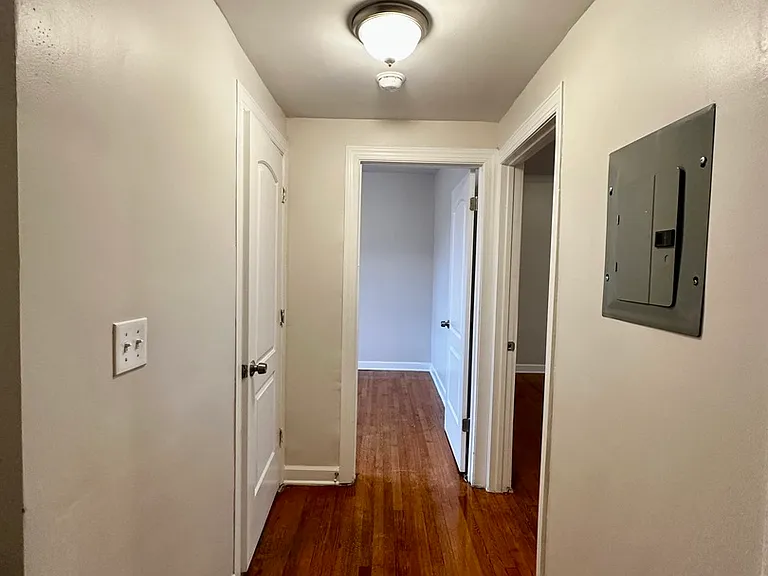 4056 W Crystal St #1 — Photo 5