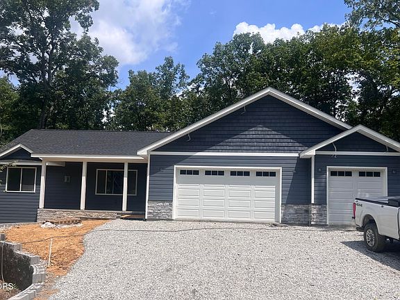 2nd image of 20 Rolling Green Ct