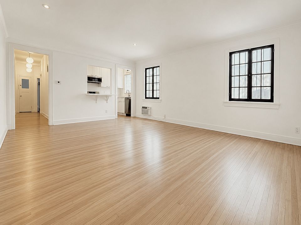 1st image of 437 N Spaulding Ave