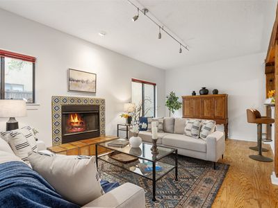 132 Romero St APT 12, Santa Fe, NM, 87501