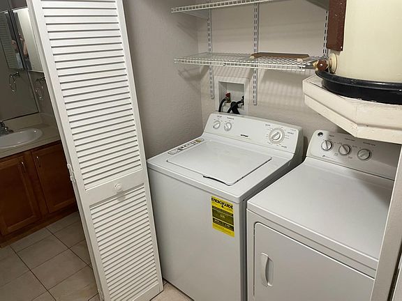3rd image of 7752 Sugar Bend Dr #7752