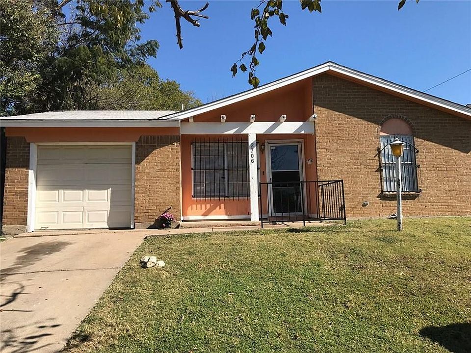1st image of 2706 NW 19th St