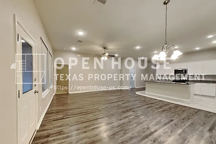 1260 Meridian Dr — Photo 5