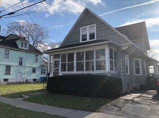 89 Eiffel Pl, Rochester, NY 14621