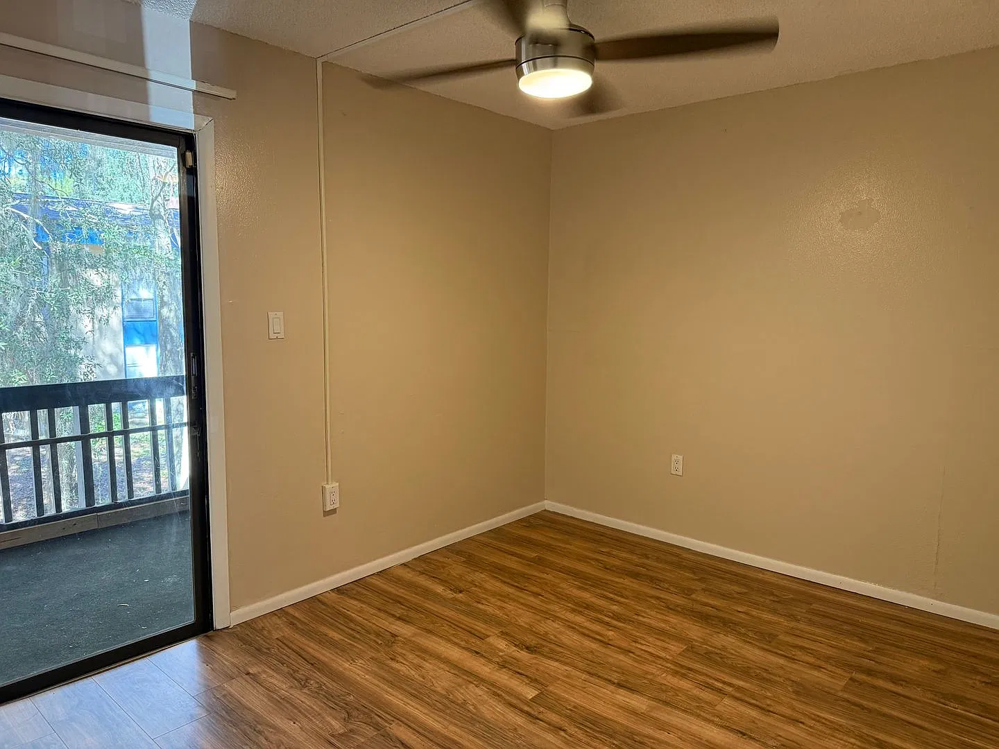 * Limited Time Move In Special * One Month Free!! Affordable Gainesville Condo Near Uf Great Loca... — Photo 2