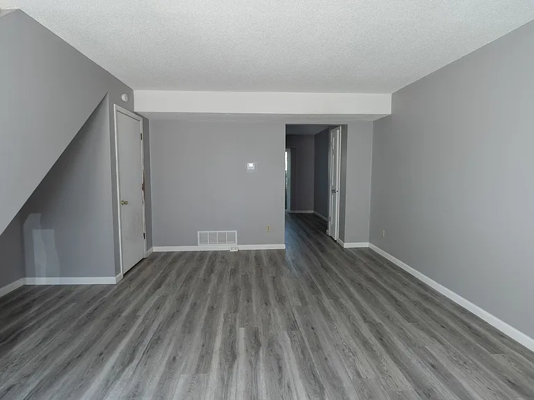 2811 Mexico Gravel Rd — Photo 10