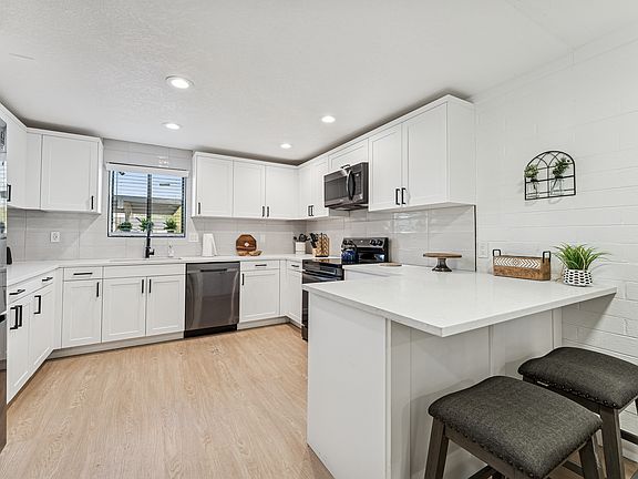 5th image of 1840 W Thomas Rd APT 21