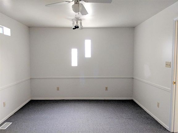 5th image of 8604 Wabash Ave