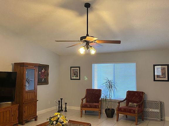 5th image of 1340 Oasis Dr