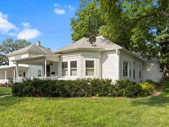 208 N Chestnut St, Glenwood, IA 51534