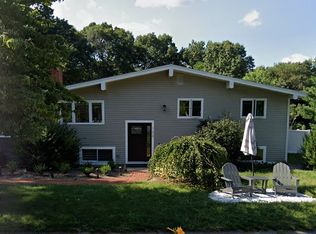123 Minot Rd, Concord, MA 01742