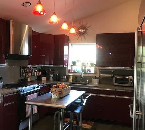 4th image of 3 Cardinal Ln