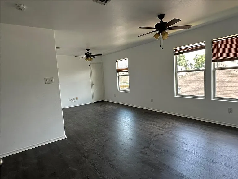 508 Birch Cluster Ct — Photo 7