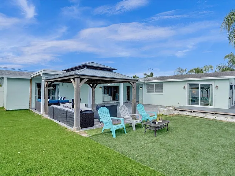 1710 SW 6th Ave — Photo 43