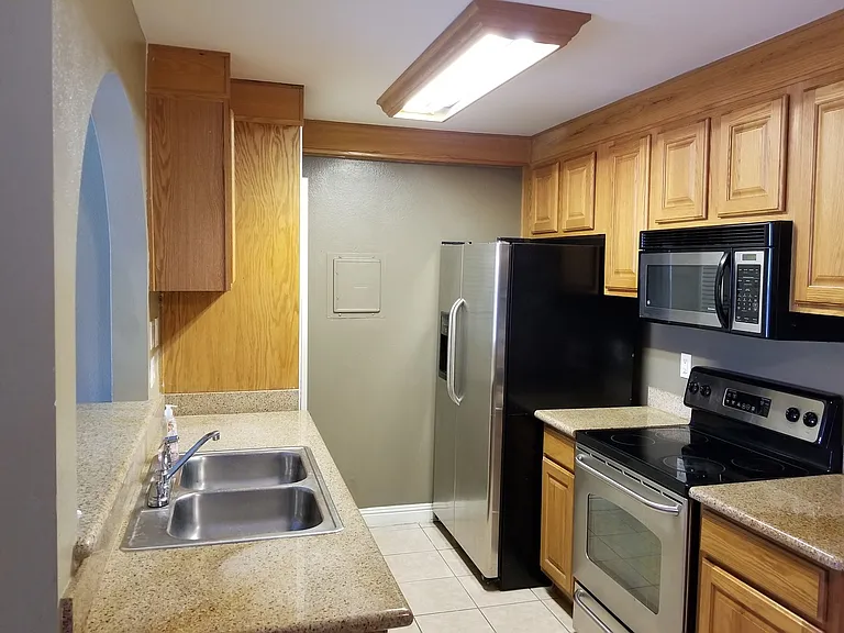 1515 E Reno Ave #A103 — Photo 12