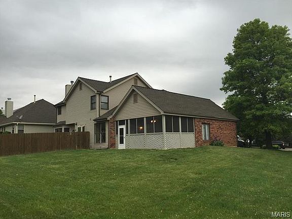 4th image of 1805 Chateau Du Mont Dr
