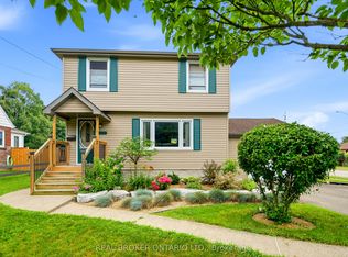 6612 Stamford Green Dr, Niagara Falls, ON L2J1T8