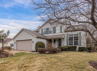 809 Edgewood Dr, Mahomet, IL 61853