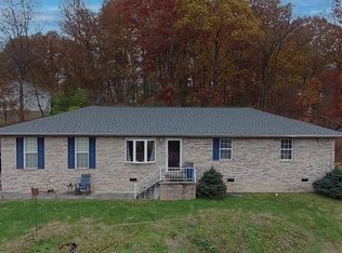 14 Heath Ct, Huntington, WV 25705