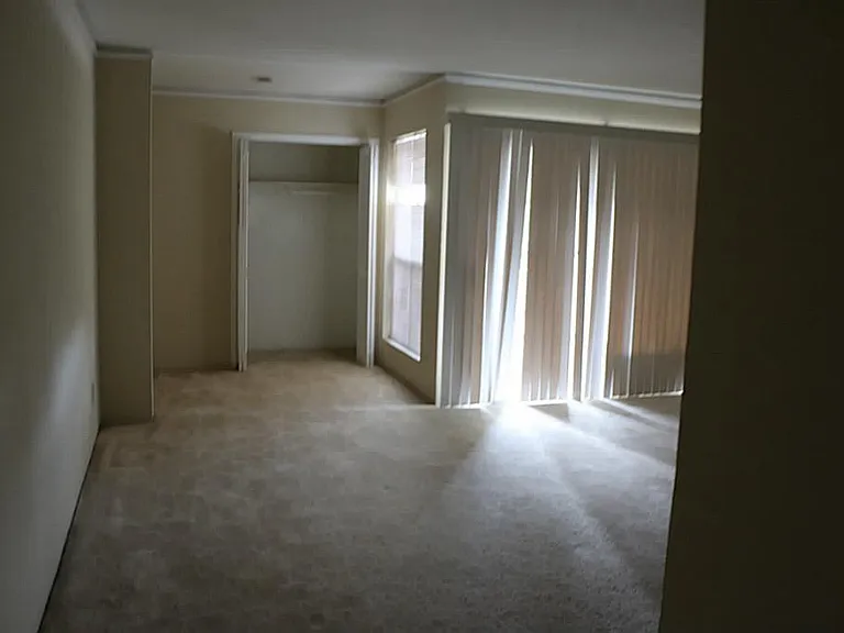 800 Post Oak Blvd #6 — Photo 11