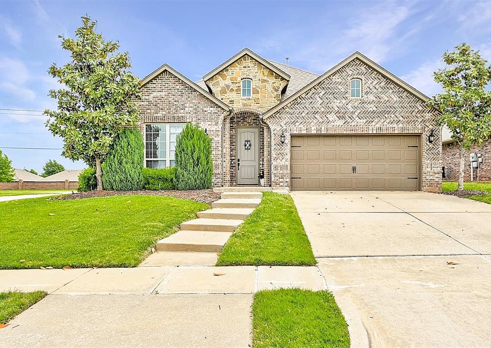 1st image of 15924 Cantera Creek Dr