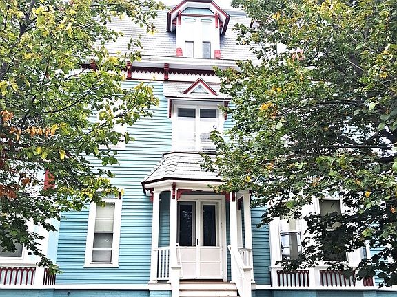 3rd image of 46 N Main St