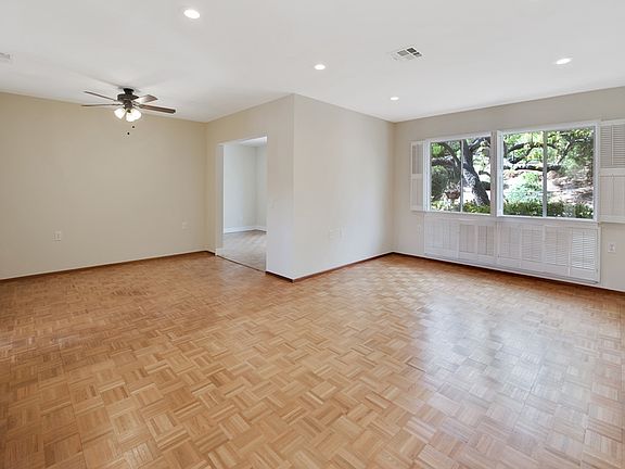 5th image of 16960 Bellota Dr