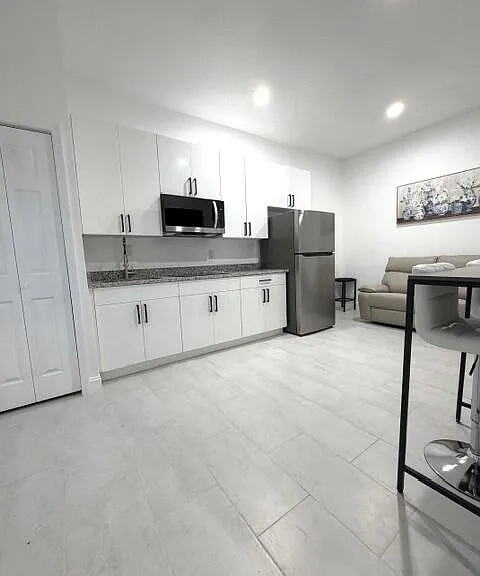 3418 SW Englewood St #3418 — Photo 4