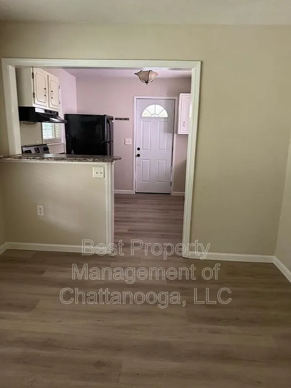 3 bed, 2.0 bath, $1,595 — Photo 4