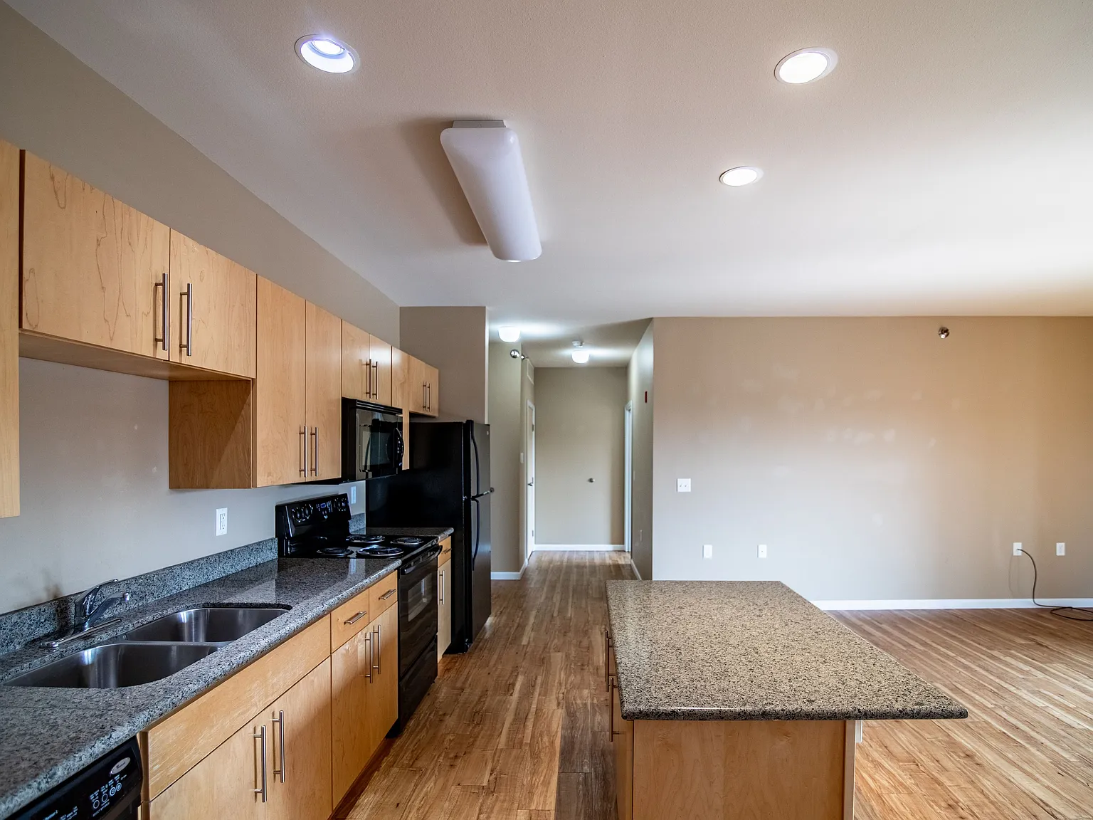 Mandan Place Apartments — Photo 3