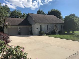 104 Wildwood Dr, Albers, IL 62215