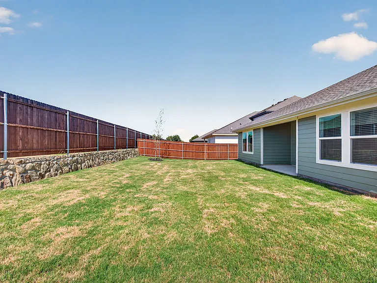 717 Sweet Pea Dr — Photo 36
